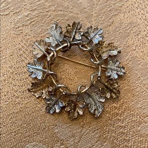 Sarah Coventry broach